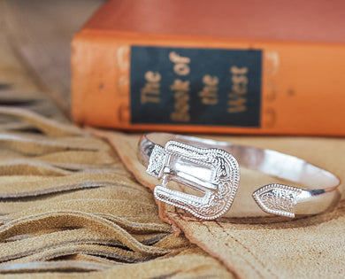 Western Buckle Cuff Bangle ©️
